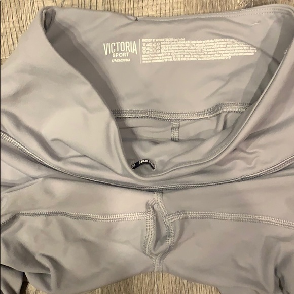 Victoria’s Secret Leggings size Small - Picture 3 of 5